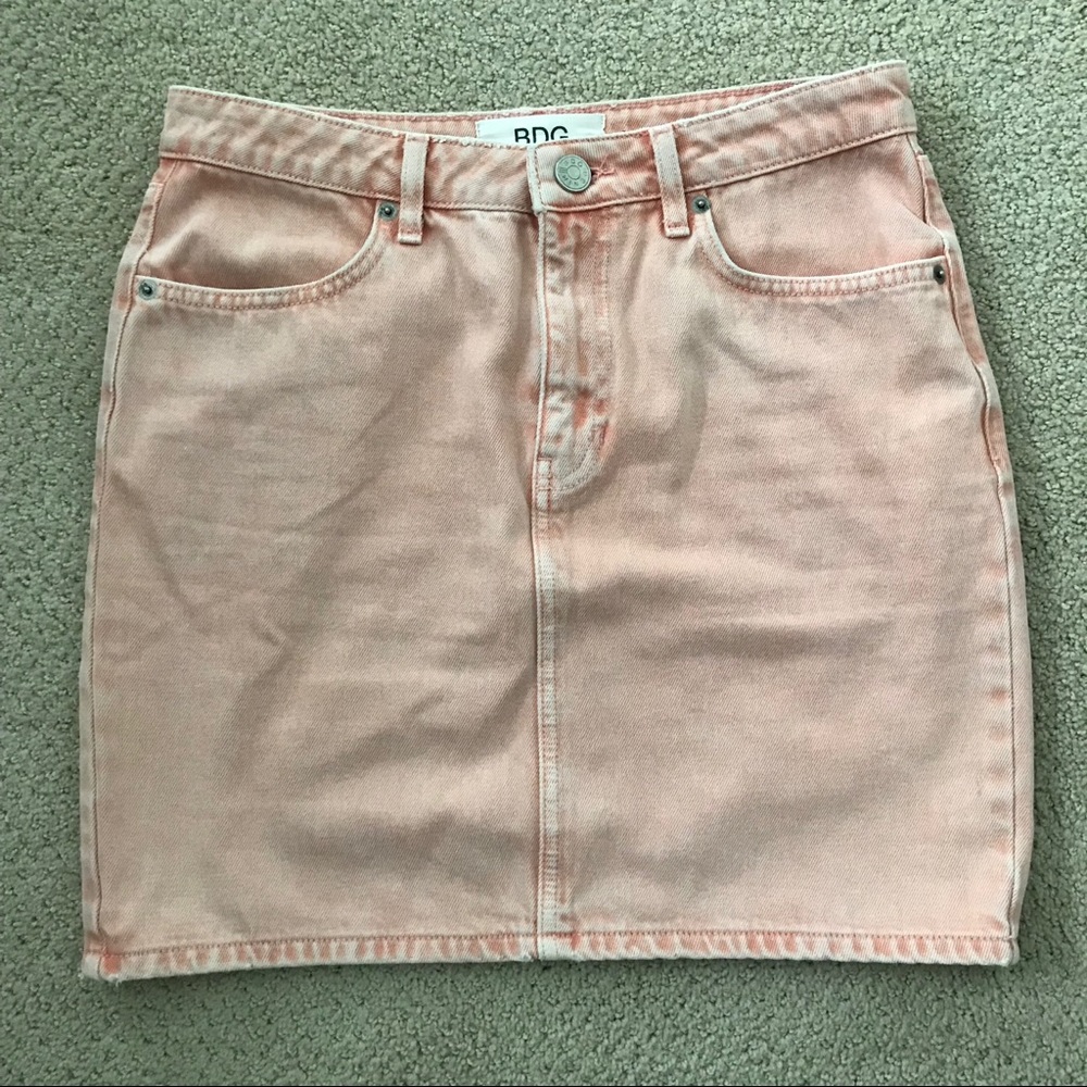 UO Light pink coral denim skirt